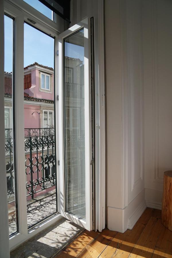 Flora Baixa Apartments Lisbon Bagian luar foto